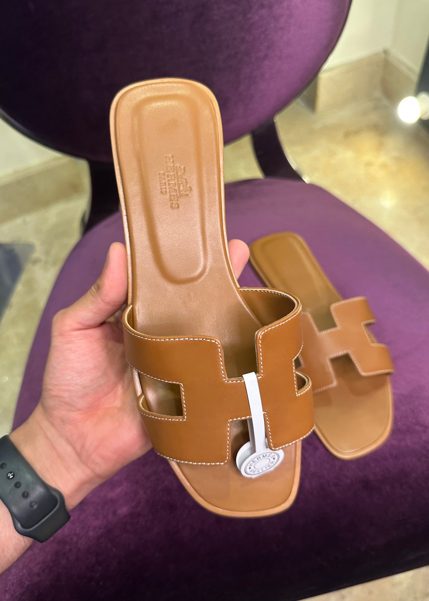 Hermes Oran Brown