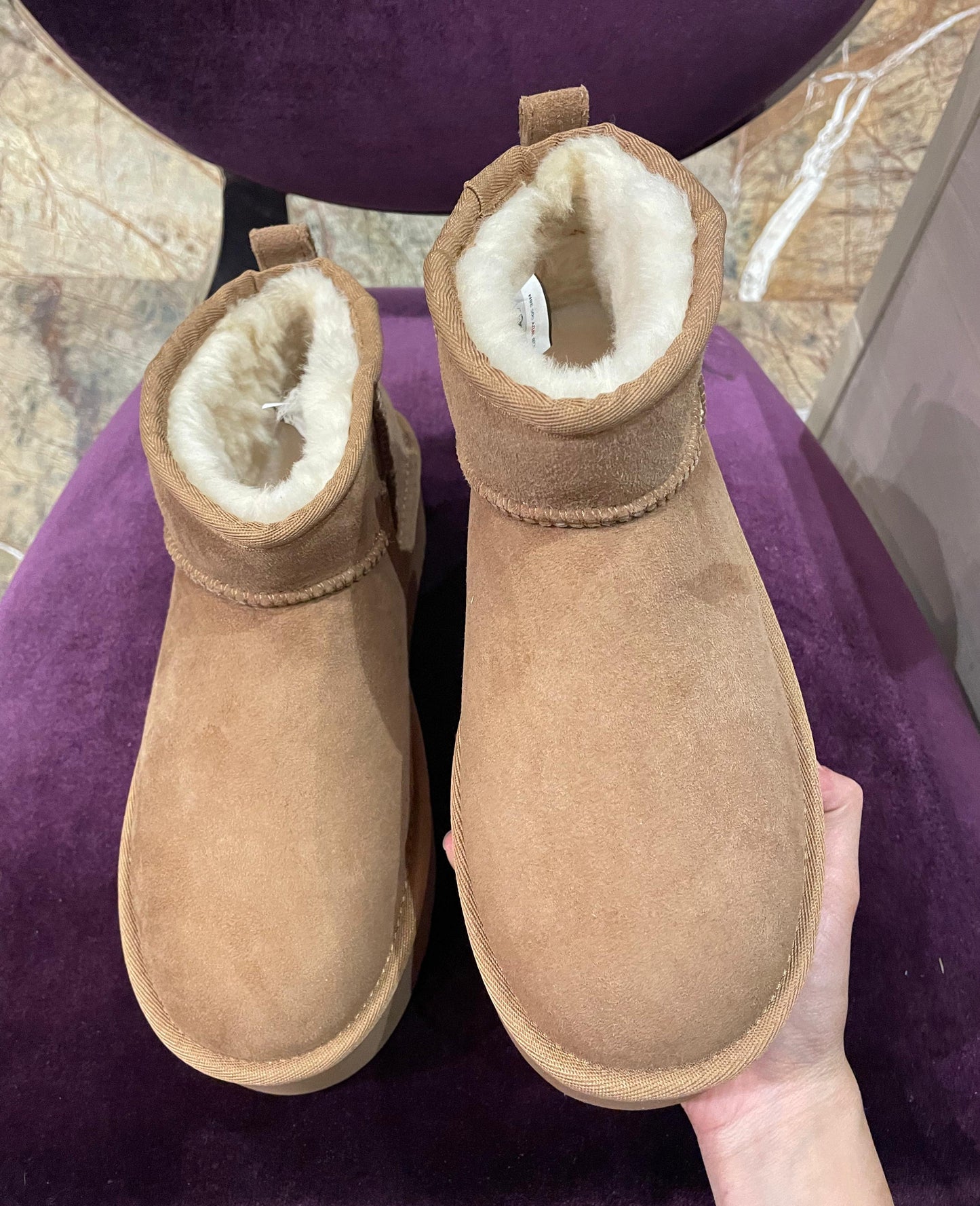 UGGS  Classic Ultra Mini Platform Chestnut Boot