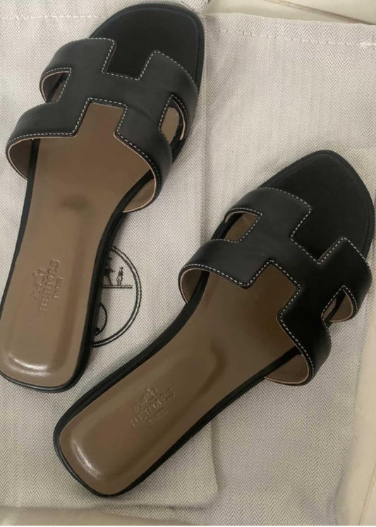 Hermes Oran Black