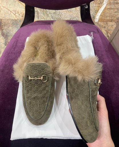 GUCCI Olive Princetown shearling suede Mules
