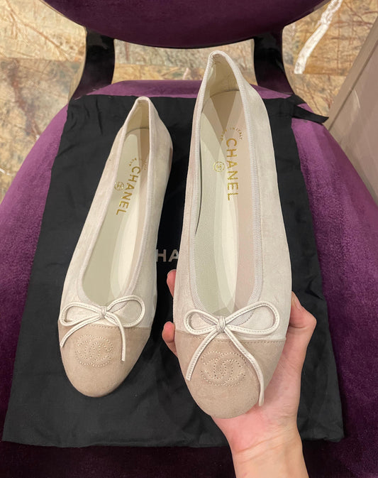 Chanel Ballerina Suede Beige